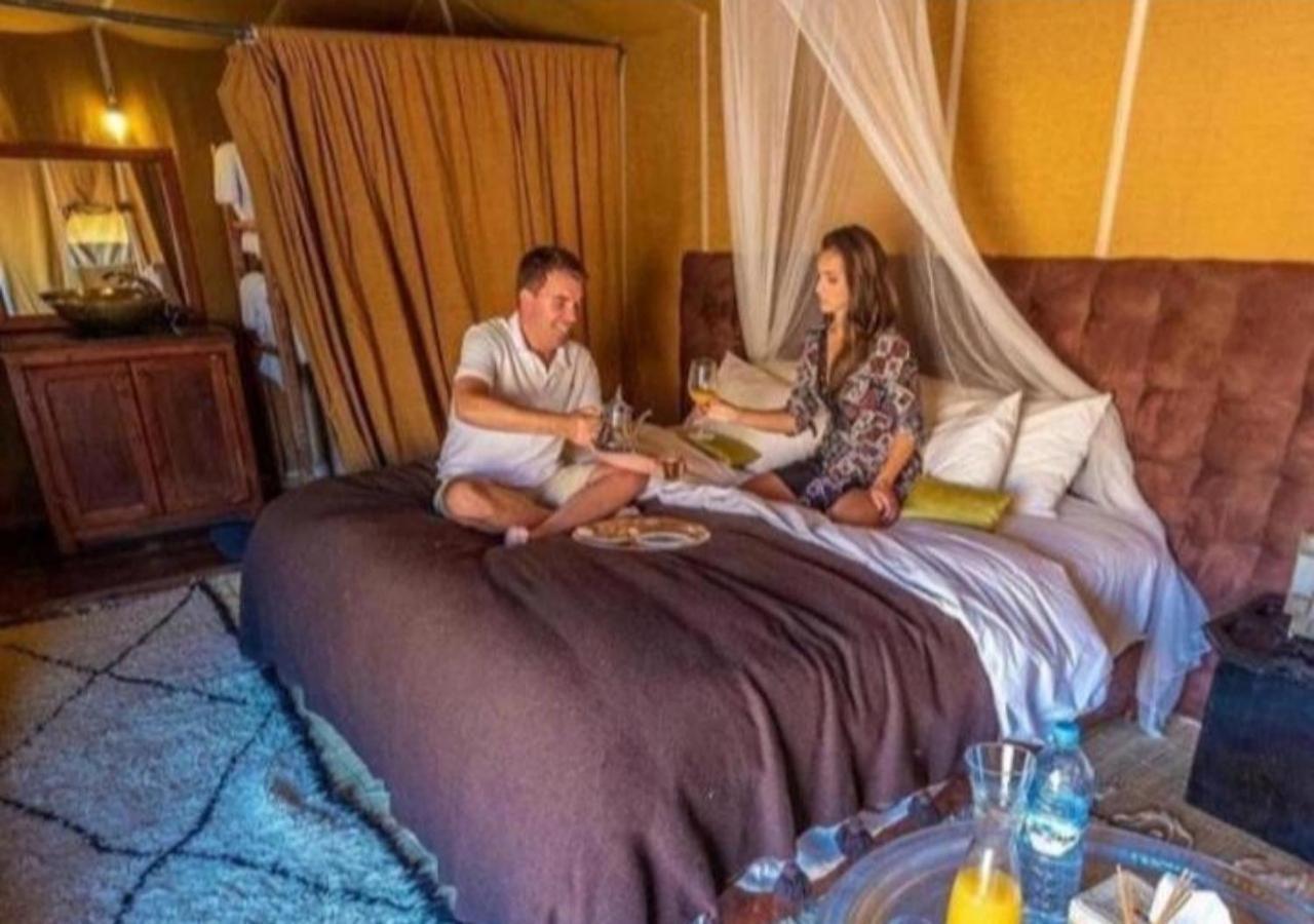 Fantastic Luxury Camp Hotel เมอร์ซูกา ภายนอก รูปภาพ