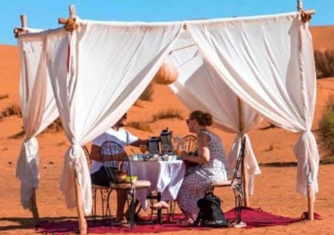 Fantastic Luxury Camp Hotel เมอร์ซูกา ภายนอก รูปภาพ